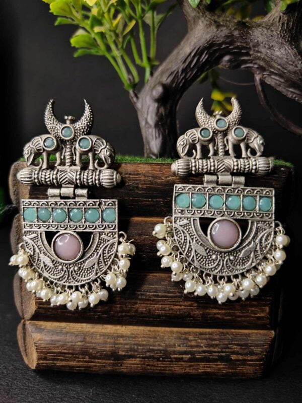 Women's Elephant Style Silver Oxidised Alloy Earring